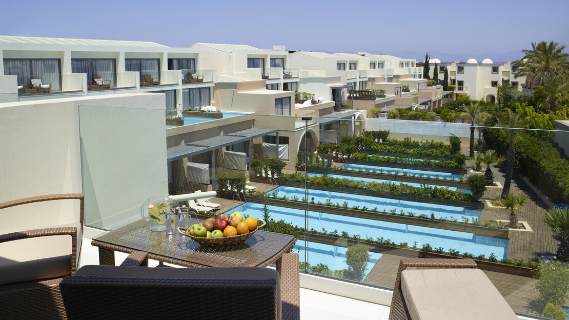 The Ixian Grand & All Suites